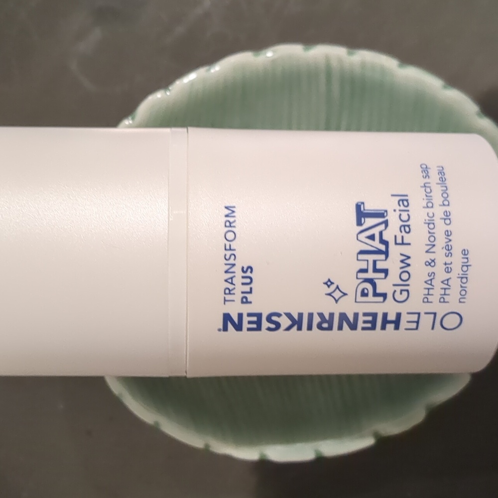 Exfoliating Facial Mask - Picture 4 of 4